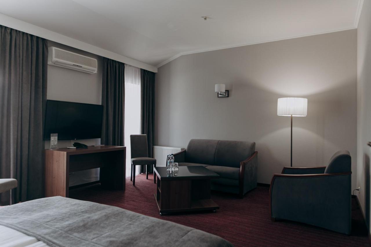 Hotel 4X4 Kolodenka Zewnętrze zdjęcie