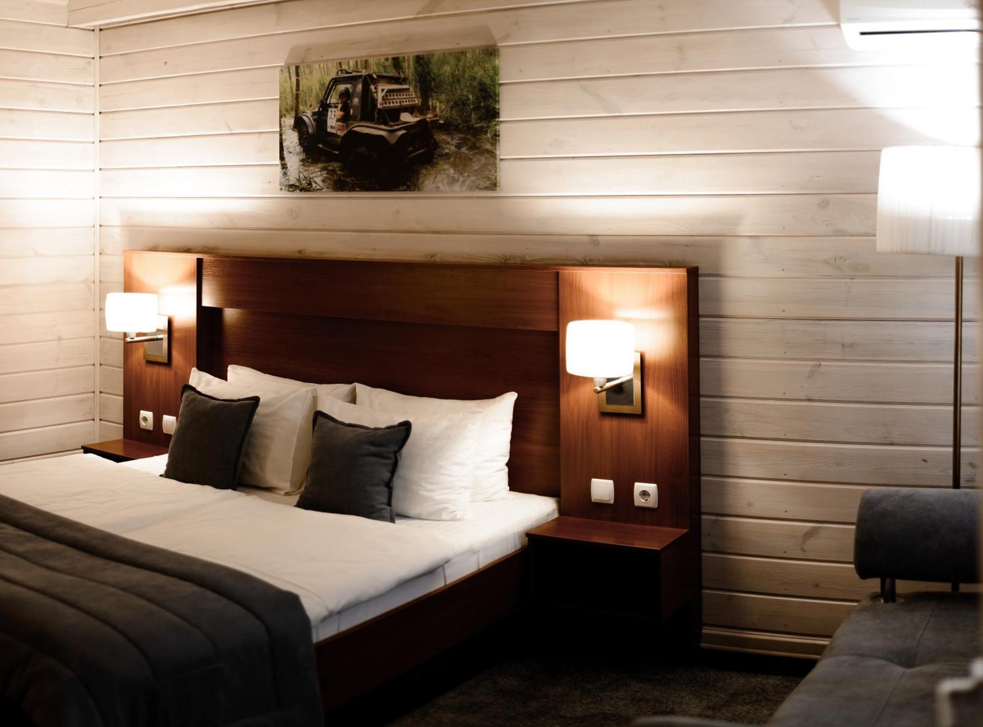 Hotel 4X4 Kolodenka Zewnętrze zdjęcie