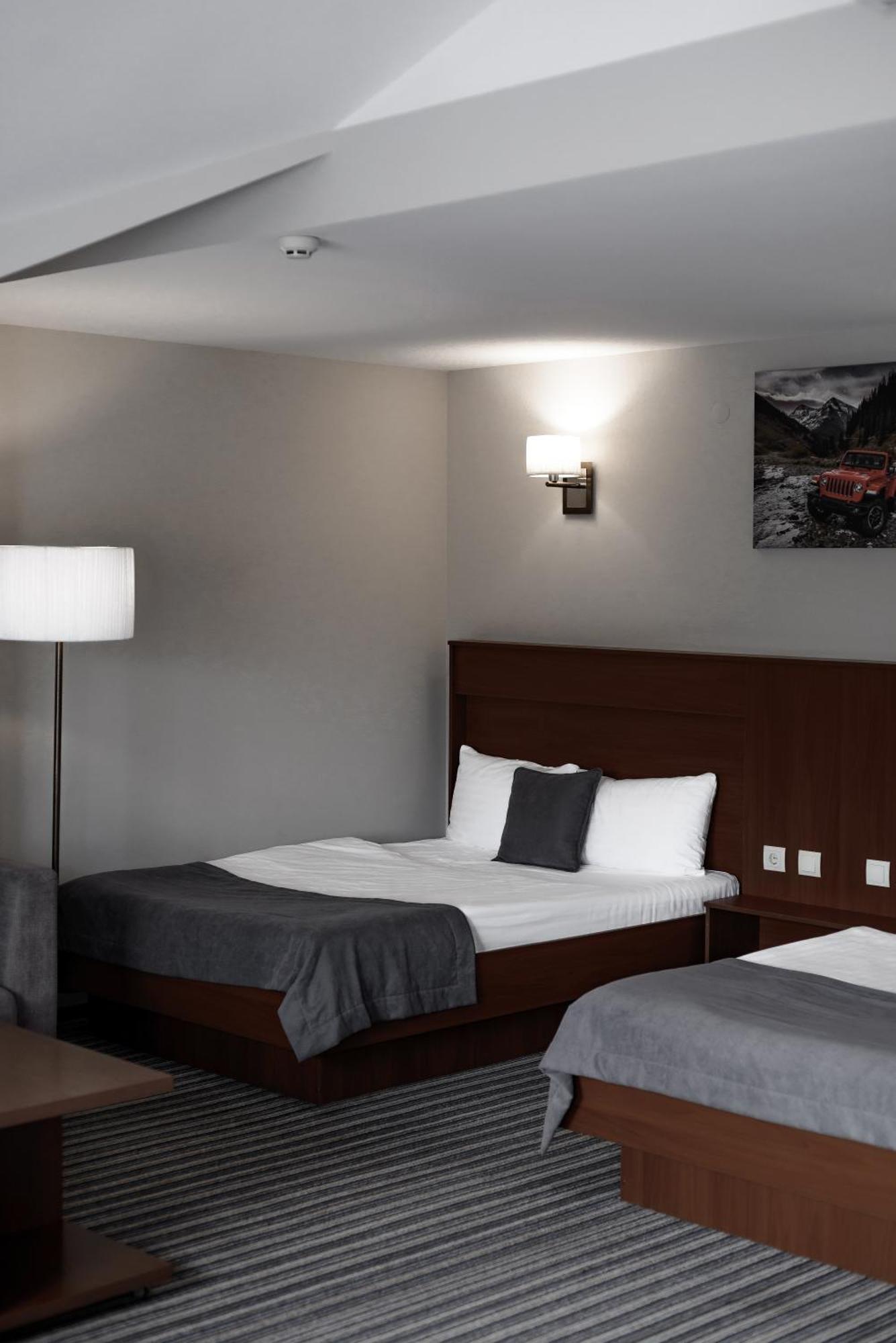 Hotel 4X4 Kolodenka Zewnętrze zdjęcie
